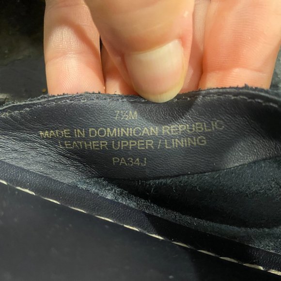 Bernardo suede slip on shoes sz.7 1/2 - Picture 3 of 10